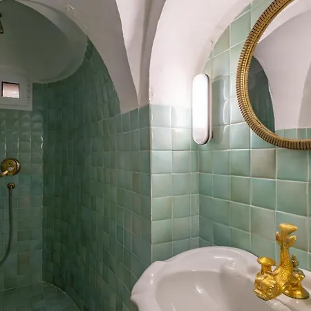 Villa Carina 12, Emma Ischia