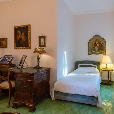 Carina 12, Emma * Ischia